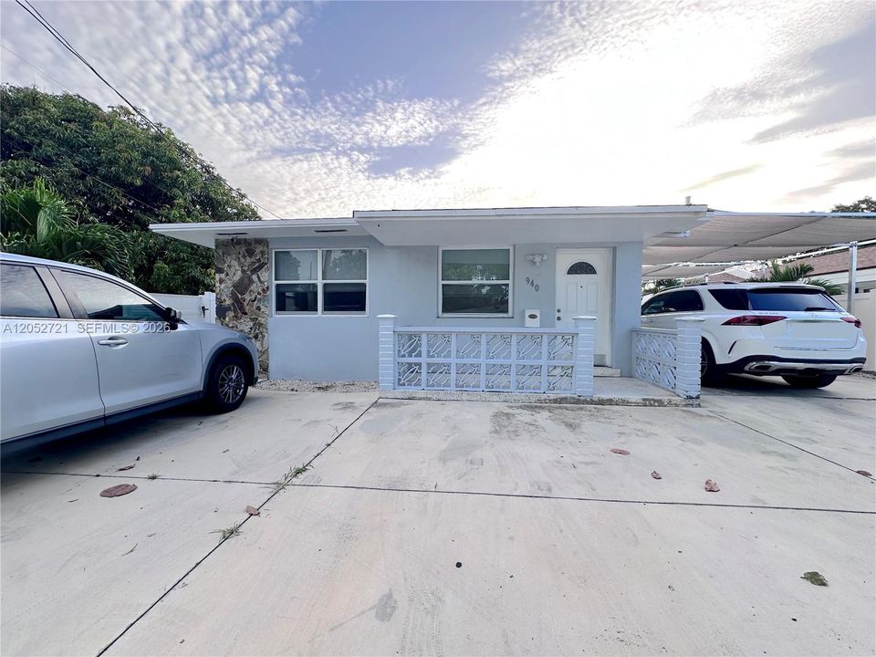 For Rent: $2,550 (2 beds, 1 baths, 800 Square Feet)