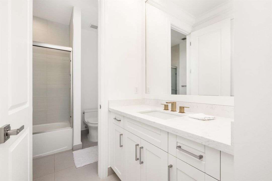 Bathroom 4