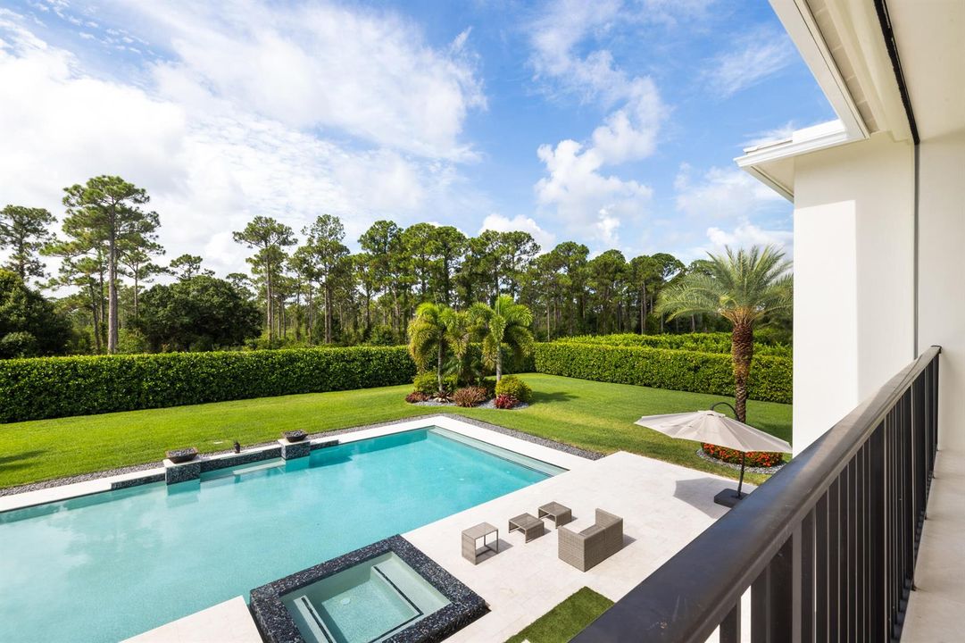 2nd Floor Balcony