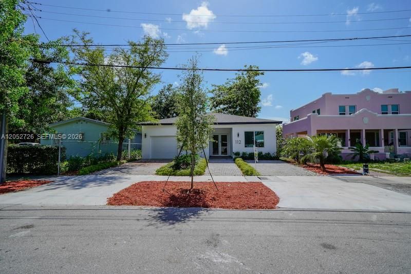 For Rent: $6,500 (4 beds, 3 baths, 2741 Square Feet)