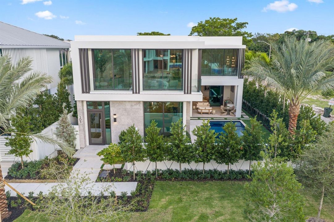 305 Grove Place - 1.jpg-SMALL