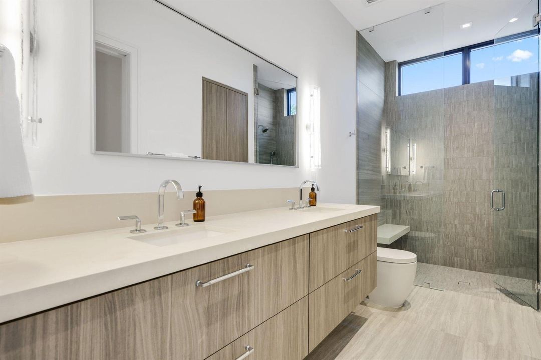 bedroom 3 ensuite