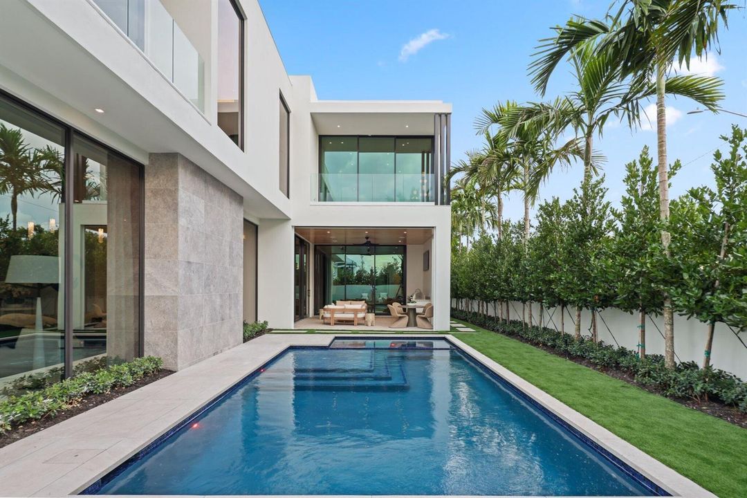 305 Grove Place - 34.jpg-SMALL