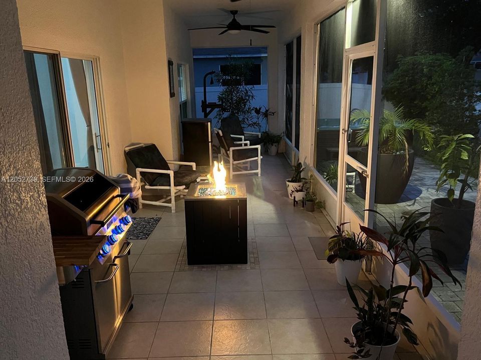 En Renta: $2,400 (3 camas, 2 baños, 1757 Pies cuadrados)