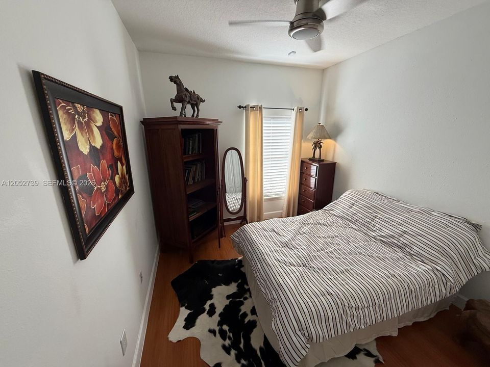 En Renta: $2,400 (3 camas, 2 baños, 1757 Pies cuadrados)