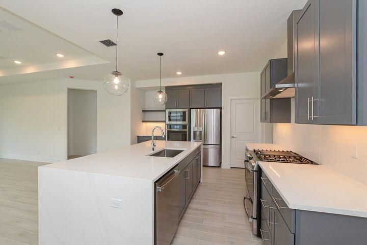Kitchen 7