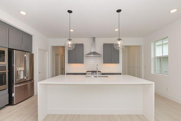 Kitchen 6