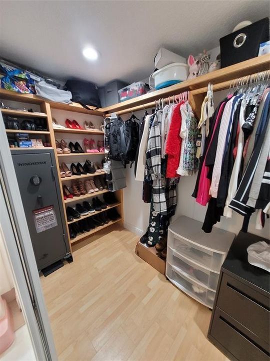 Master closet!!