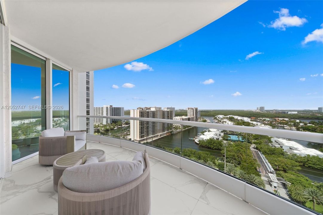 For Sale: $4,699,000 (3 beds, 5 baths, 3480 Square Feet)