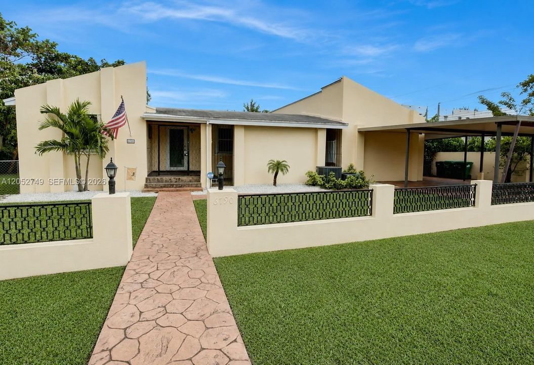 For Rent: $9,000 (4 beds, 3 baths, 2326 Square Feet)