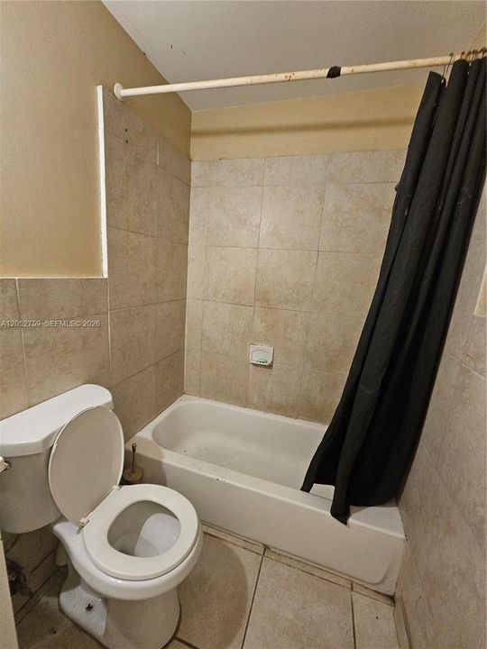 En Venta: $369,000 (3 camas, 3 baños, 1432 Pies cuadrados)