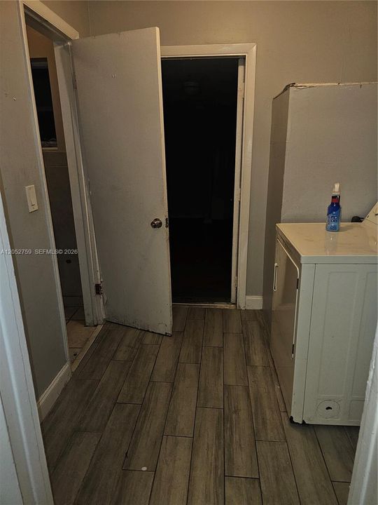 En Venta: $369,000 (3 camas, 3 baños, 1432 Pies cuadrados)