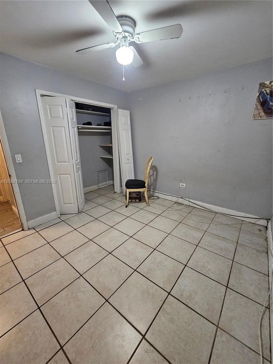 En Venta: $369,000 (3 camas, 3 baños, 1432 Pies cuadrados)