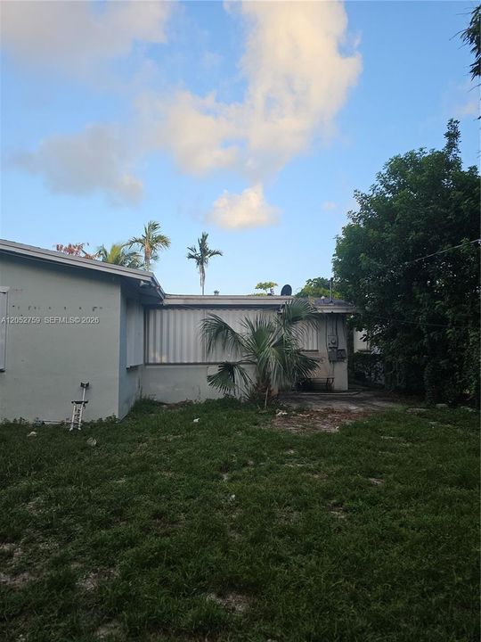 En Venta: $369,000 (3 camas, 3 baños, 1432 Pies cuadrados)