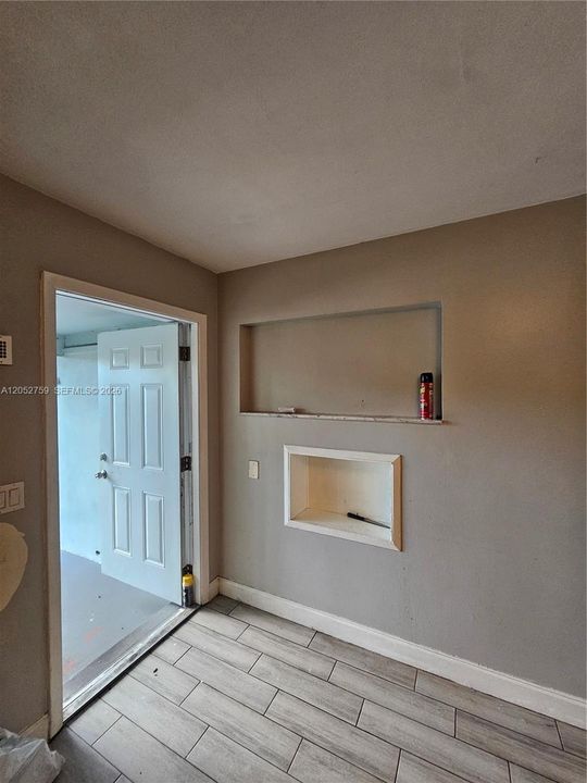 En Venta: $369,000 (3 camas, 3 baños, 1432 Pies cuadrados)