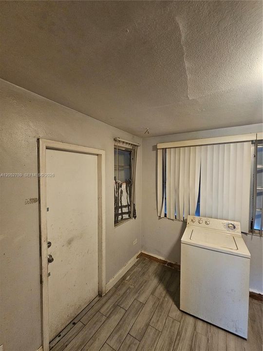 En Venta: $369,000 (3 camas, 3 baños, 1432 Pies cuadrados)