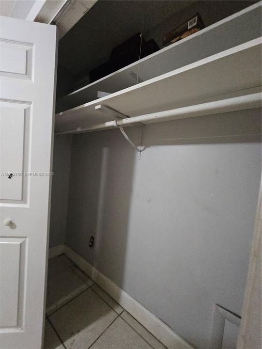En Venta: $369,000 (3 camas, 3 baños, 1432 Pies cuadrados)