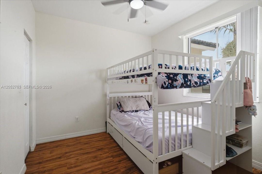 En Renta: $2,750 (4 camas, 2 baños, 1546 Pies cuadrados)