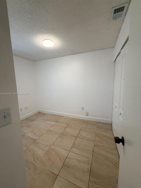 En Renta: $3,200 (3 camas, 2 baños, 1061 Pies cuadrados)