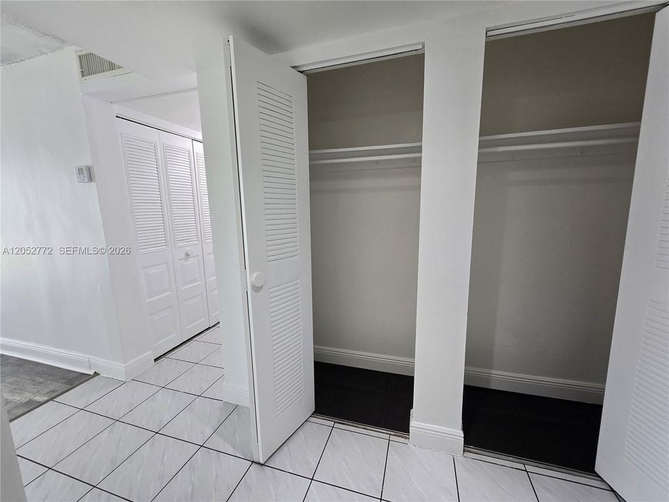 For Rent: $2,000 (2 beds, 2 baths, 1175 Square Feet)