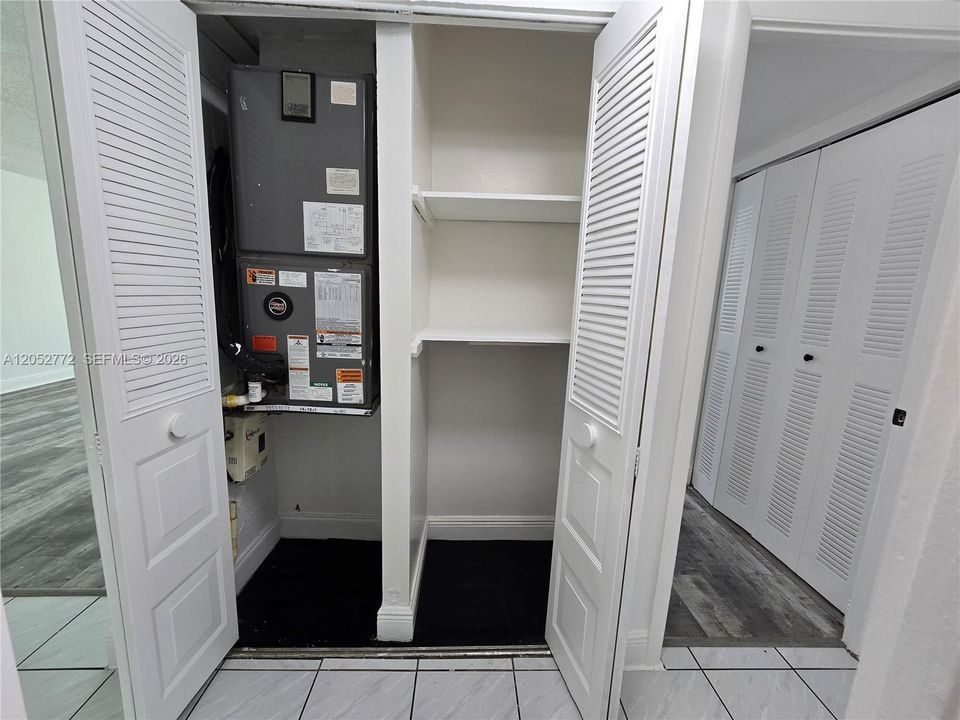 For Rent: $2,000 (2 beds, 2 baths, 1175 Square Feet)