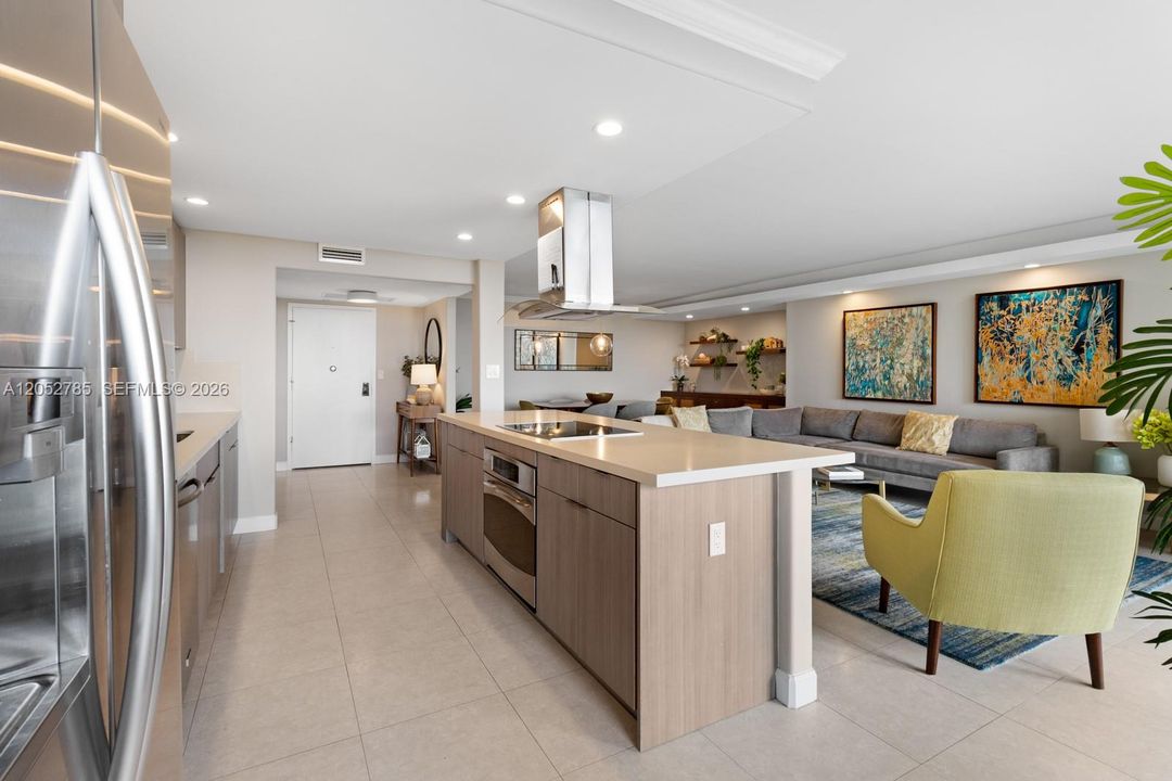 For Sale: $1,570,000 (2 beds, 2 baths, 1597 Square Feet)