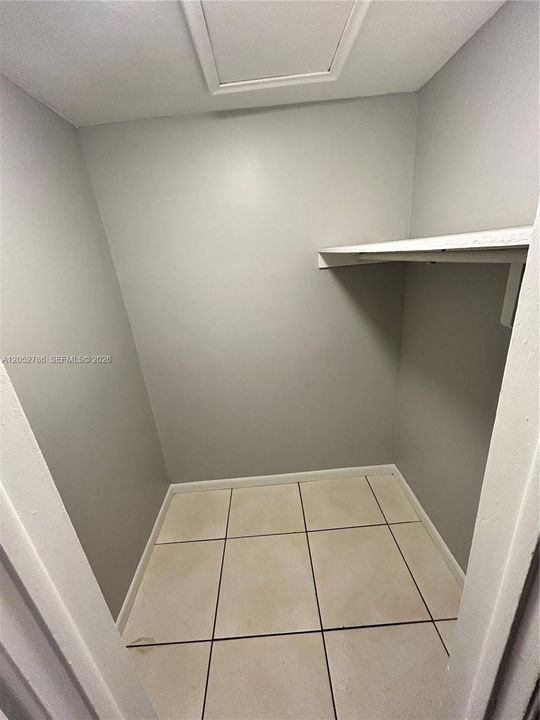 В аренду: $2,300 (3 спален, 1 ванн, 1300 Квадратных фут)
