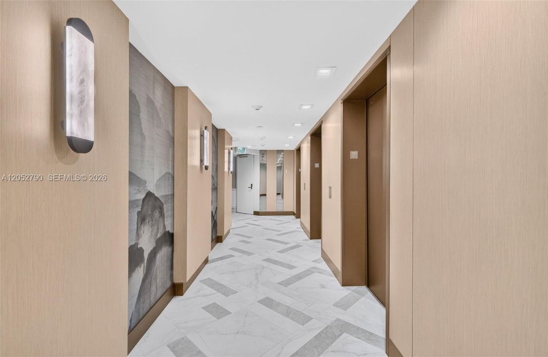 En Venta: $1,150,000 (2 camas, 2 baños, 1910 Pies cuadrados)