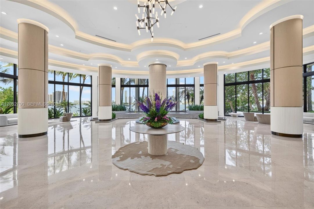 En Venta: $1,150,000 (2 camas, 2 baños, 1910 Pies cuadrados)