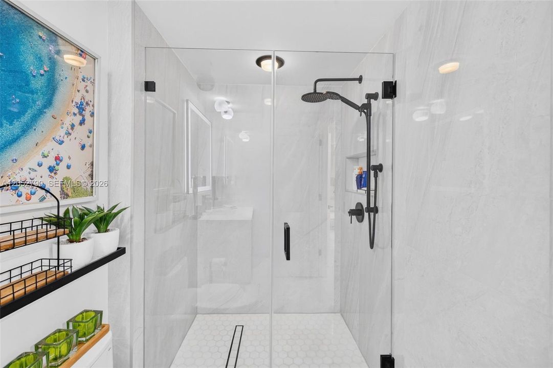 En Venta: $1,150,000 (2 camas, 2 baños, 1910 Pies cuadrados)