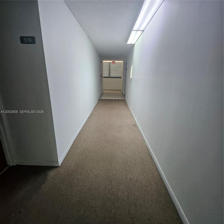 For Sale: $300,000 (3 beds, 2 baths, 1114 Square Feet)