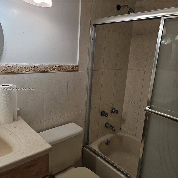 For Sale: $300,000 (3 beds, 2 baths, 1114 Square Feet)