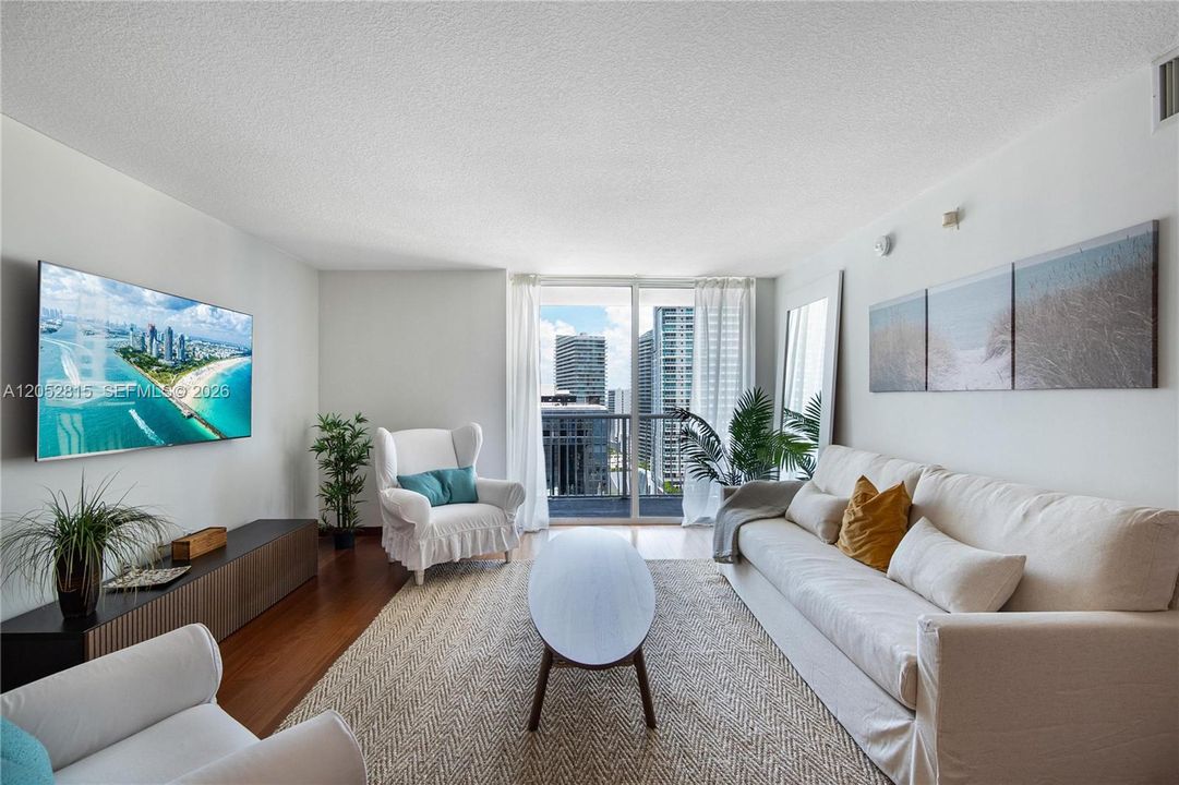 For Rent: $6,000 (3 beds, 2 baths, 1232 Square Feet)