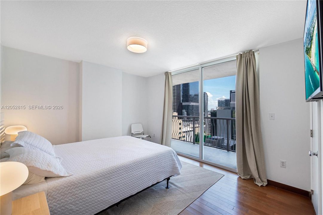 For Rent: $6,000 (3 beds, 2 baths, 1232 Square Feet)