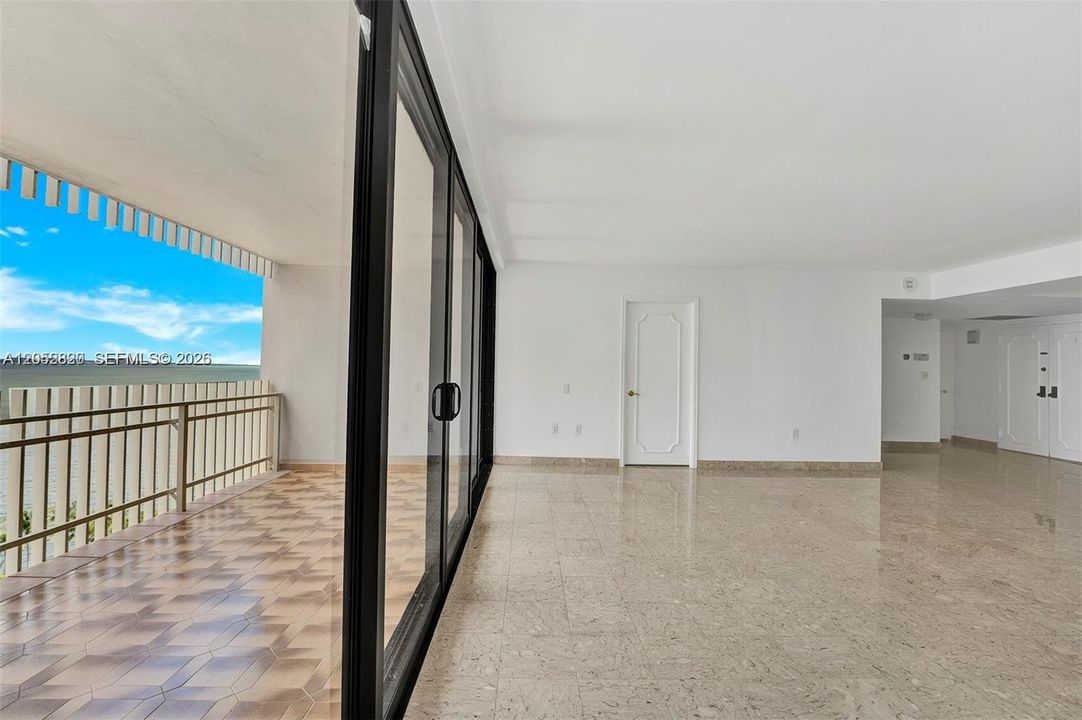 For Rent: $6,500 (2 beds, 2 baths, 1882 Square Feet)
