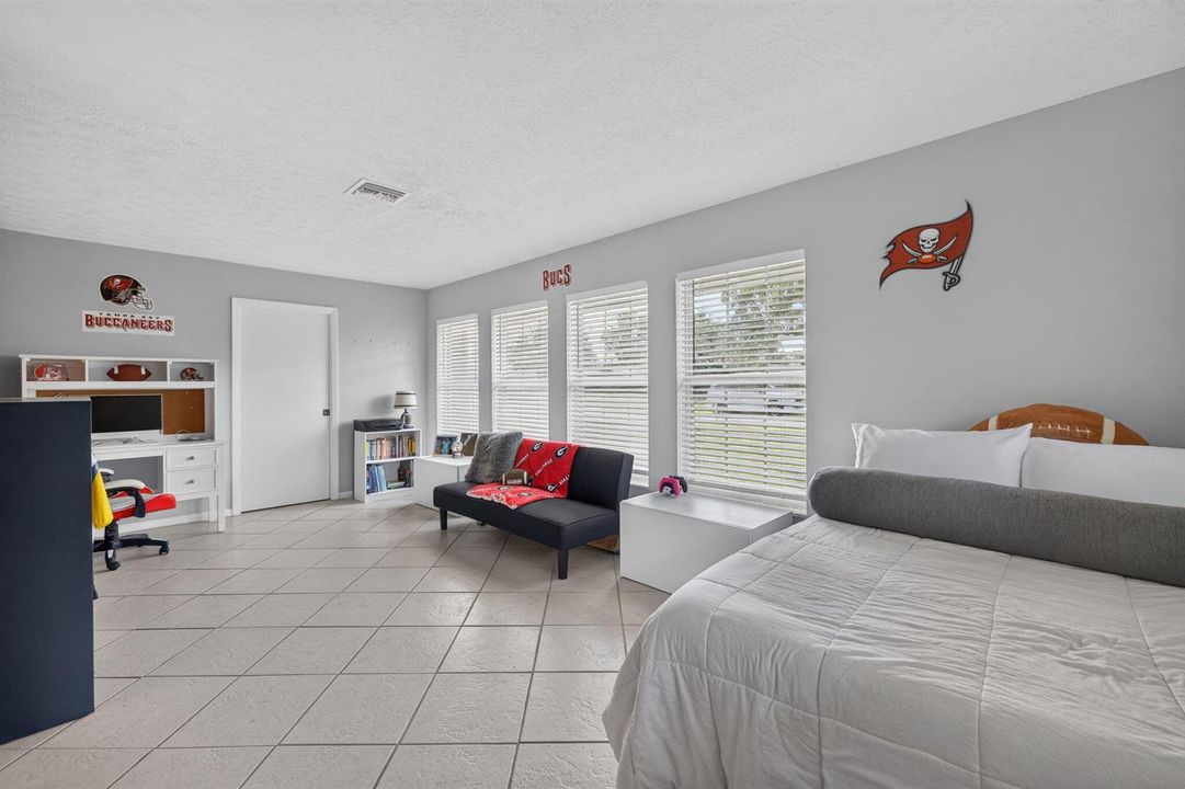 31-web-or-mls-3A5A2041