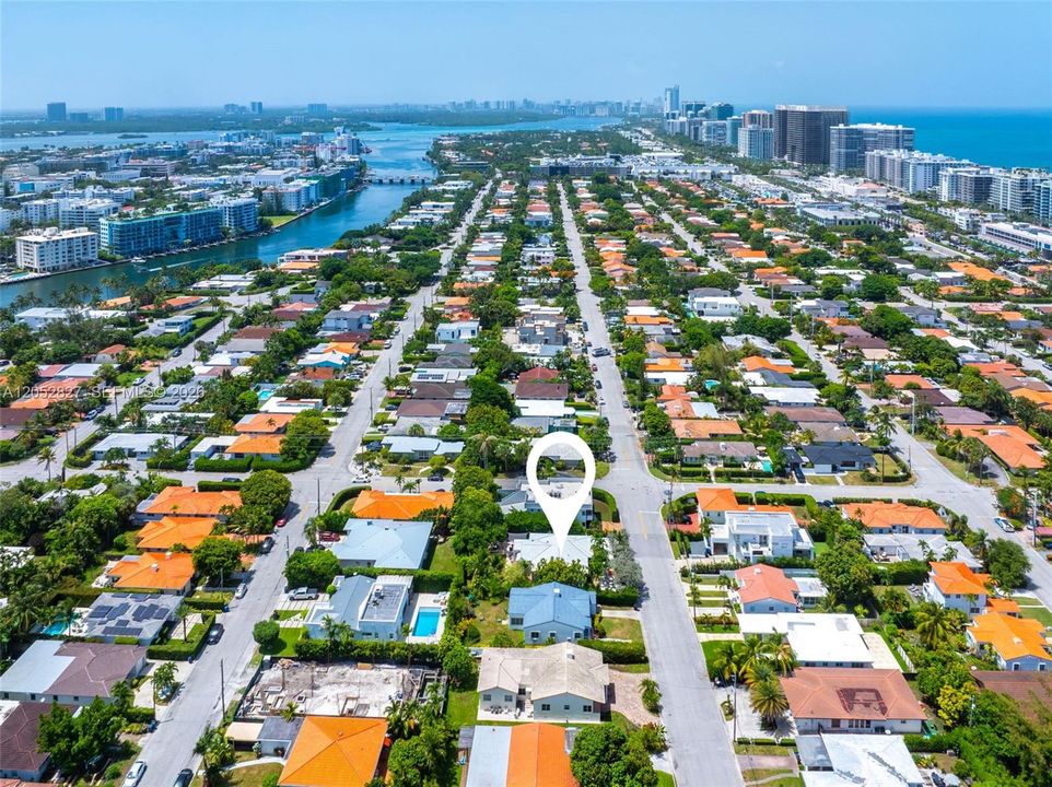 На продажу: $3,495,000 (4 спален, 3 ванн, 2239 Квадратных фут)