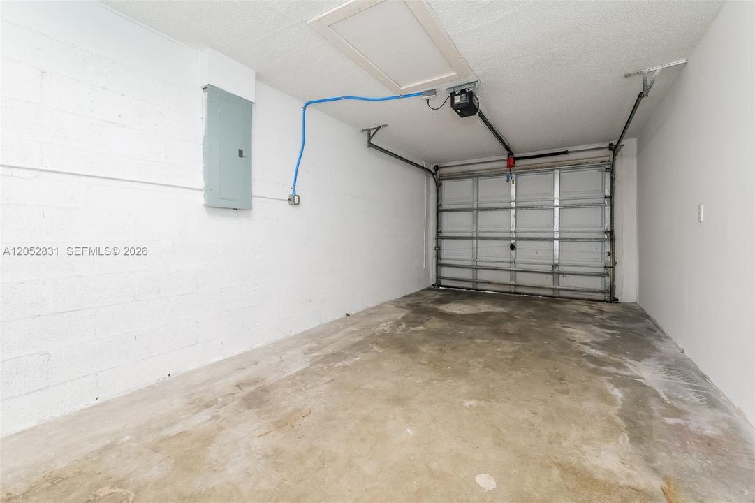 En Renta: $2,690 (3 camas, 2 baños, 1417 Pies cuadrados)