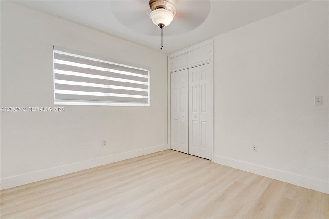 В аренду: $3,450 (3 спален, 2 ванн, 1376 Квадратных фут)