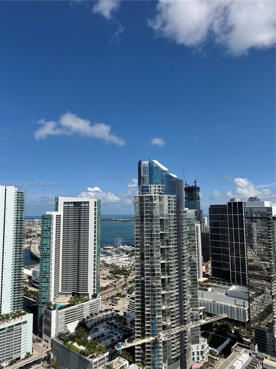 For Rent: $6,000 (1 beds, 1 baths, 1123 Square Feet)