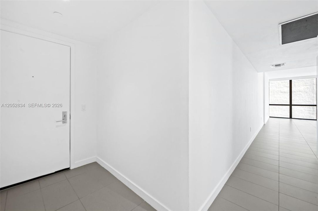 В аренду: $3,900 (2 спален, 2 ванн, 1010 Квадратных фут)