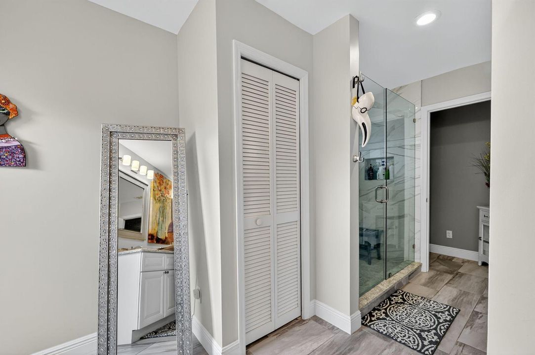 Primary shower
