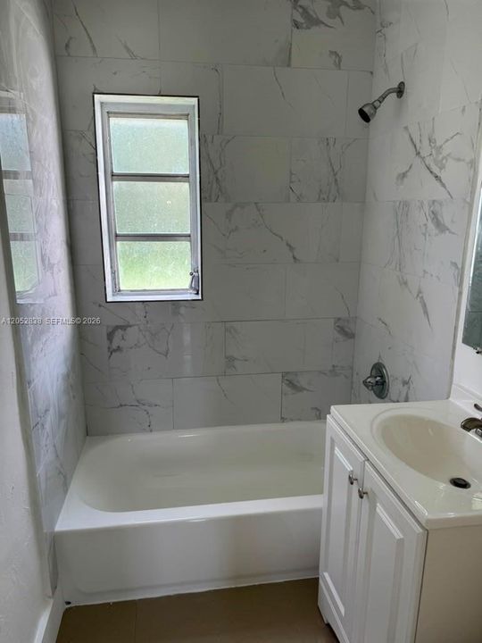 В аренду: $2,600 (3 спален, 1 ванн, 0 Квадратных фут)