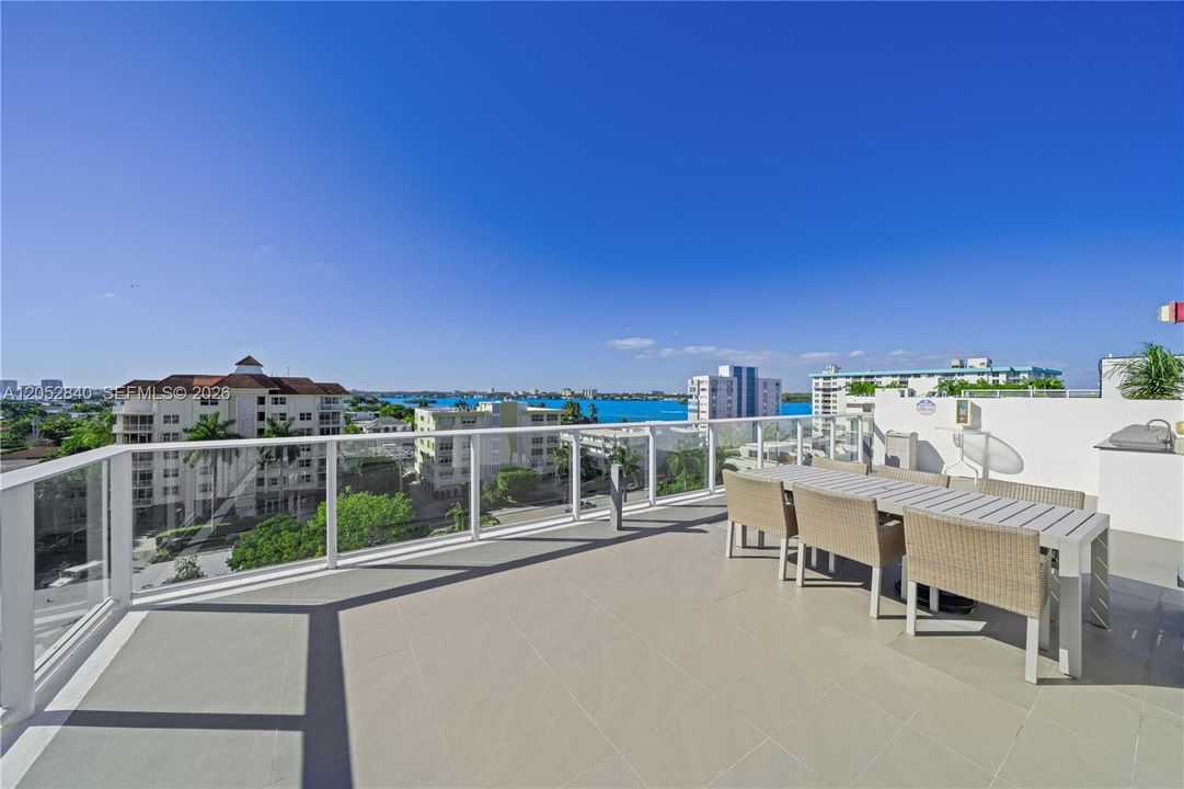 For Rent: $9,000 (2 beds, 2 baths, 1207 Square Feet)
