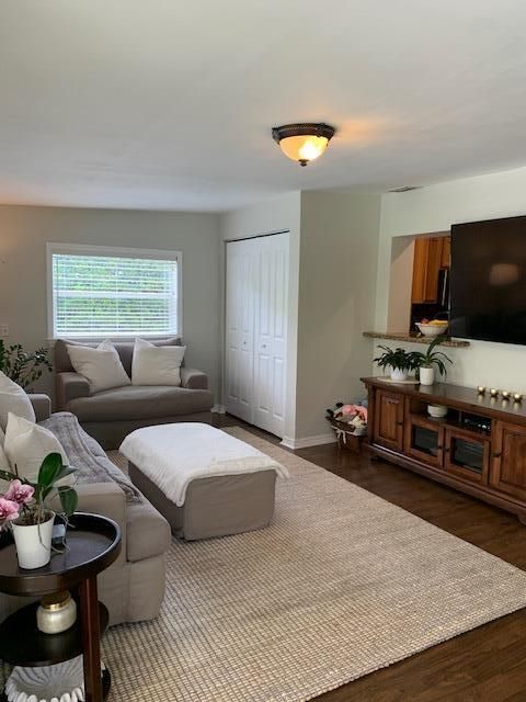 Family Room 1