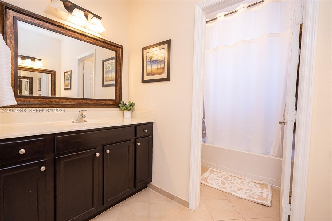 For Sale: $665,000 (4 beds, 2 baths, 2600 Square Feet)