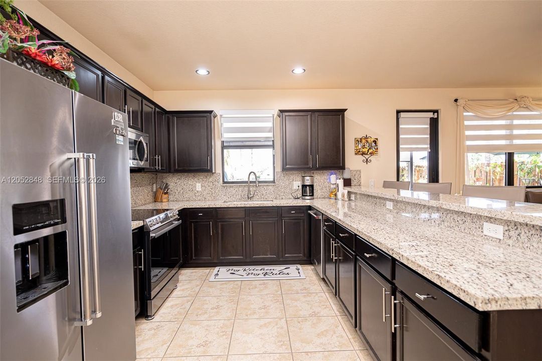 For Sale: $665,000 (4 beds, 2 baths, 2600 Square Feet)