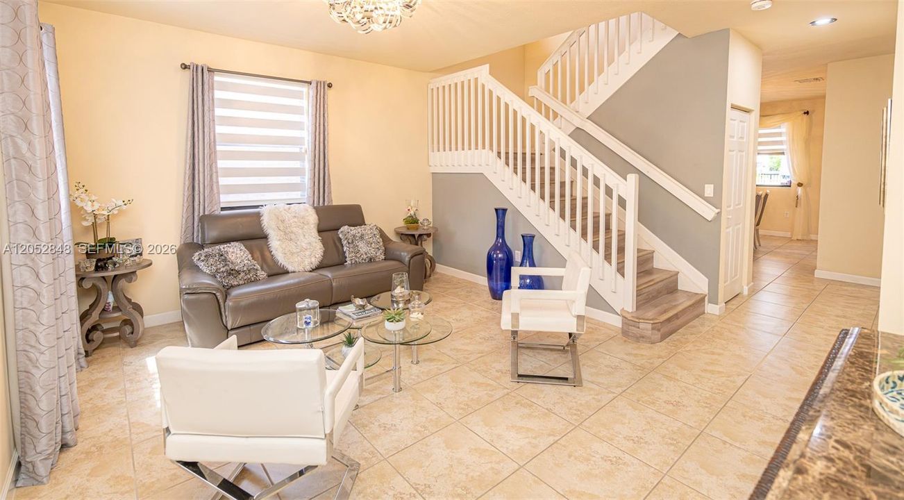 For Sale: $665,000 (4 beds, 2 baths, 2600 Square Feet)