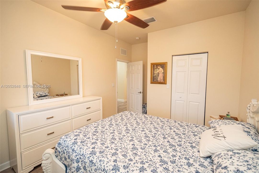 For Sale: $665,000 (4 beds, 2 baths, 2600 Square Feet)