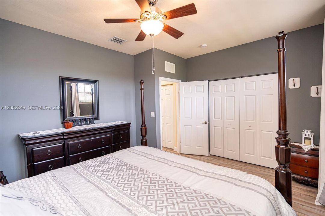 For Sale: $665,000 (4 beds, 2 baths, 2600 Square Feet)